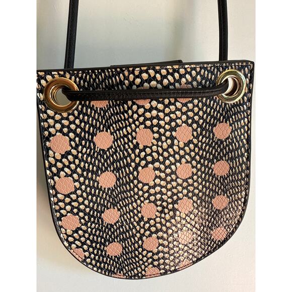 Vince Camuto Margie Snakeskin Pink Dot Leather Crossbody Bag Small Black Strap - Picture 2 of 7